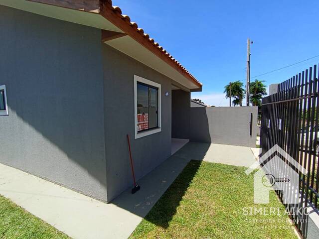 #40 - Casa para Venda em Ponta Grossa - PR