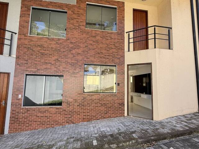 #97 - Casa para Locação em Ponta Grossa - PR